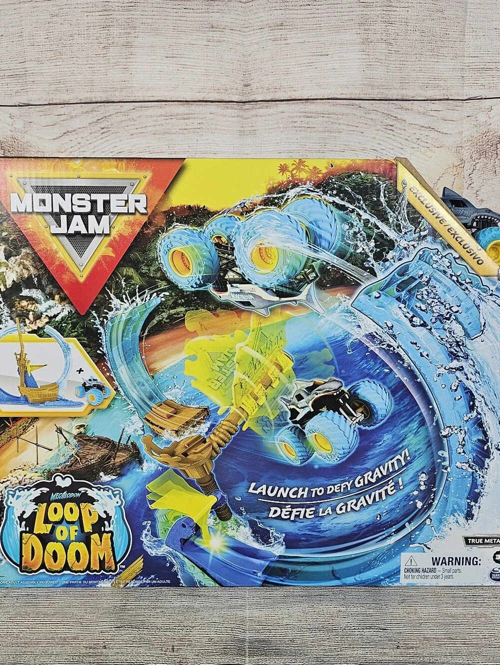 Monster Jam Megalodon Loop Of Doom Player Sealed Spin Master